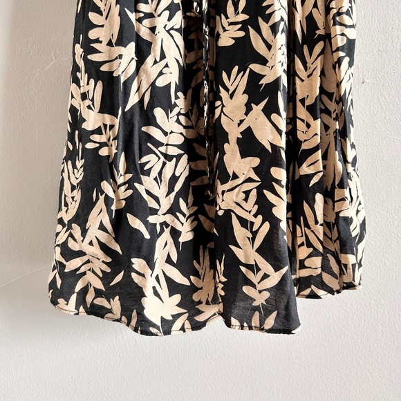 ba&sh Tabby Dress | Black/Beige Leaf Print | Size 1 (Small/US 4) - Picture 14 of 16
